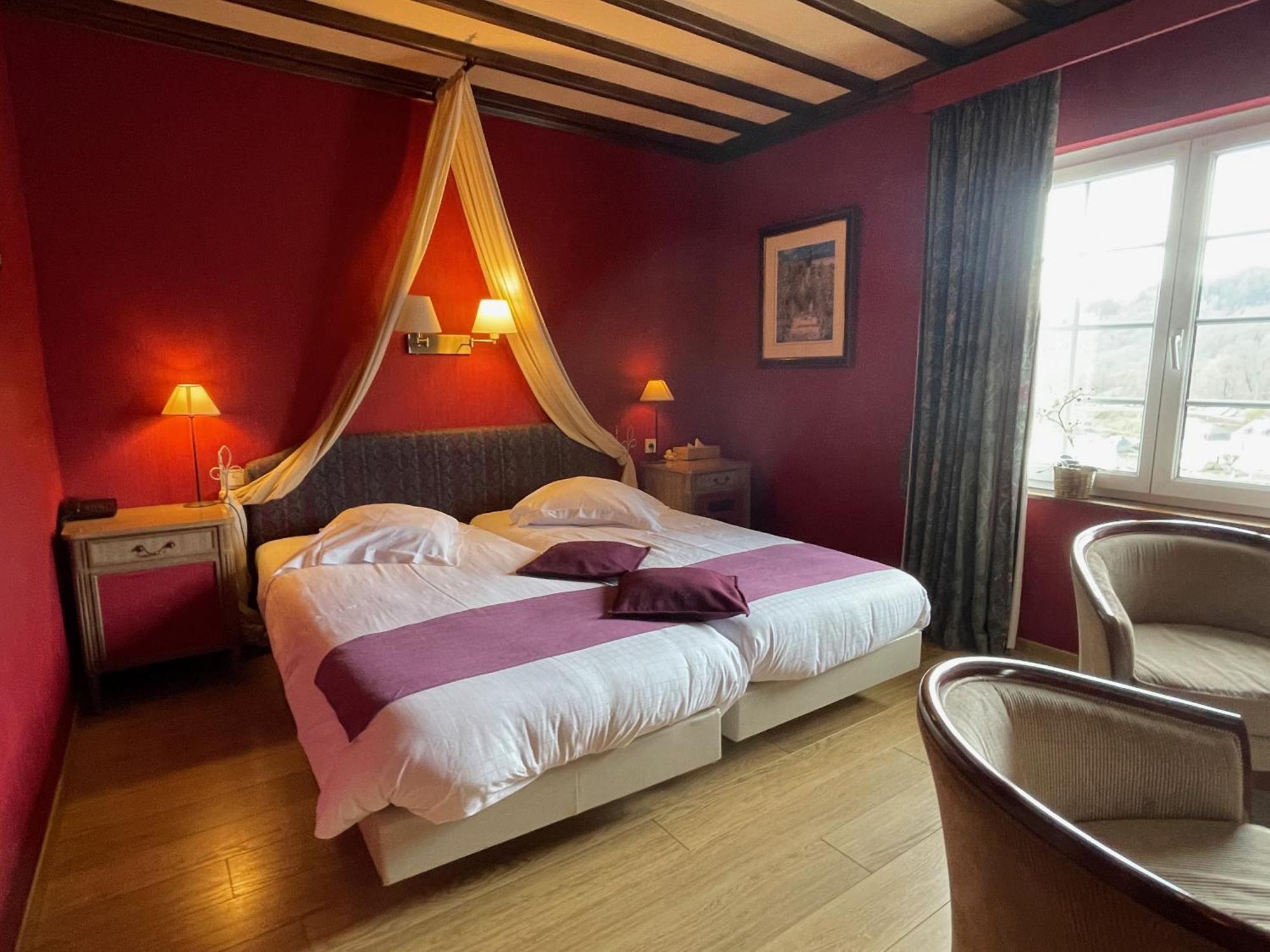 Le Cosy Hotel Буйон Екстер'єр фото