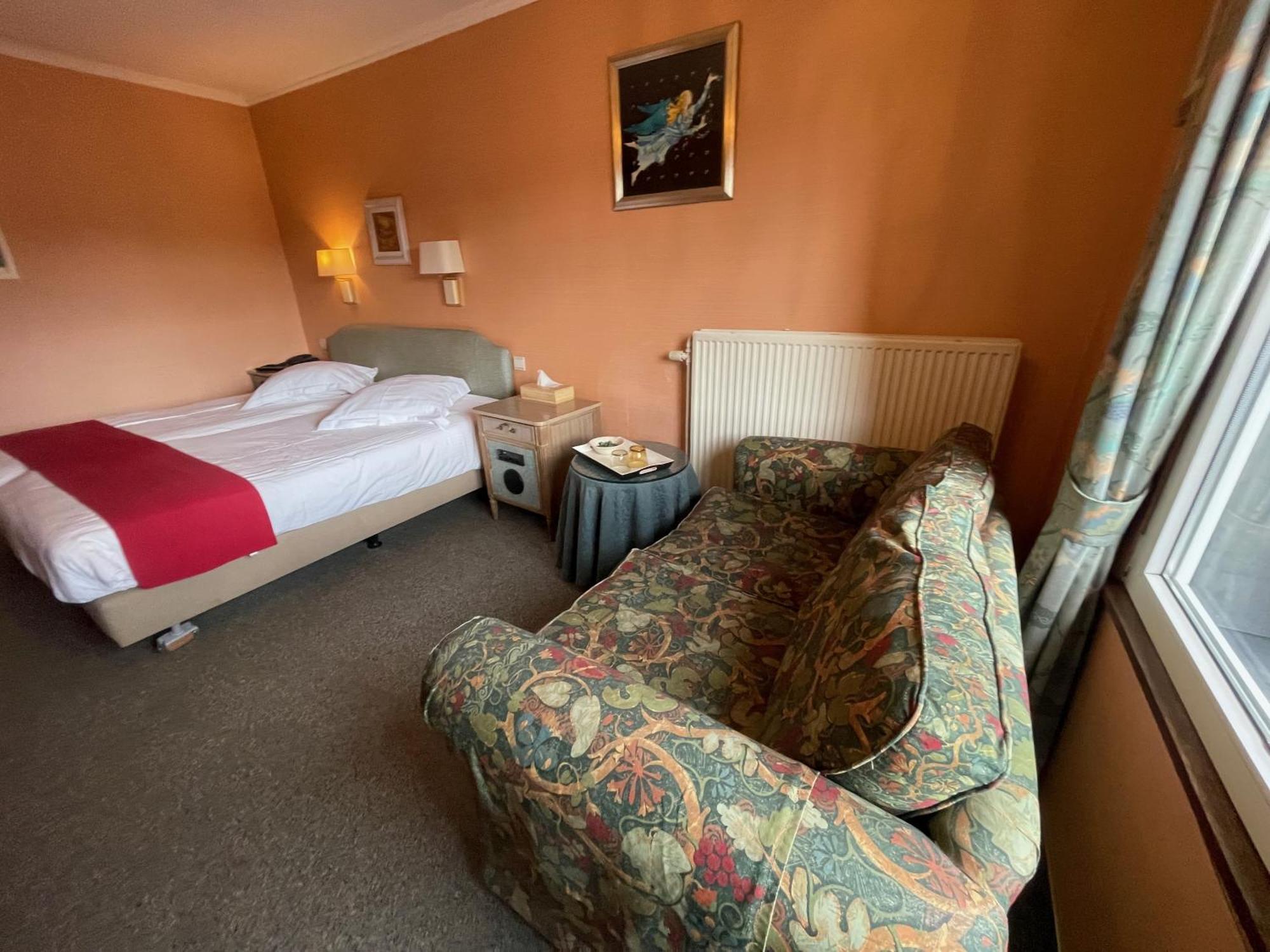 Le Cosy Hotel Буйон Екстер'єр фото