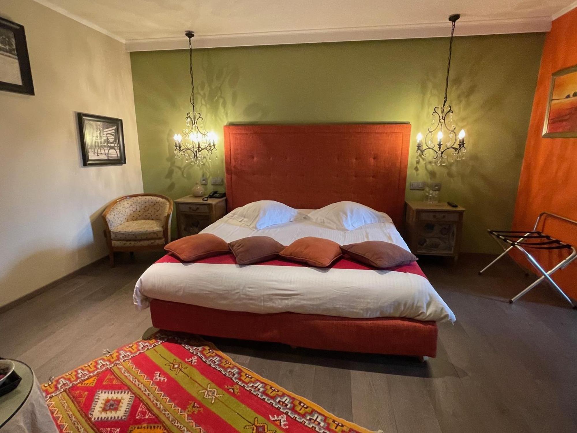 Le Cosy Hotel Буйон Екстер'єр фото